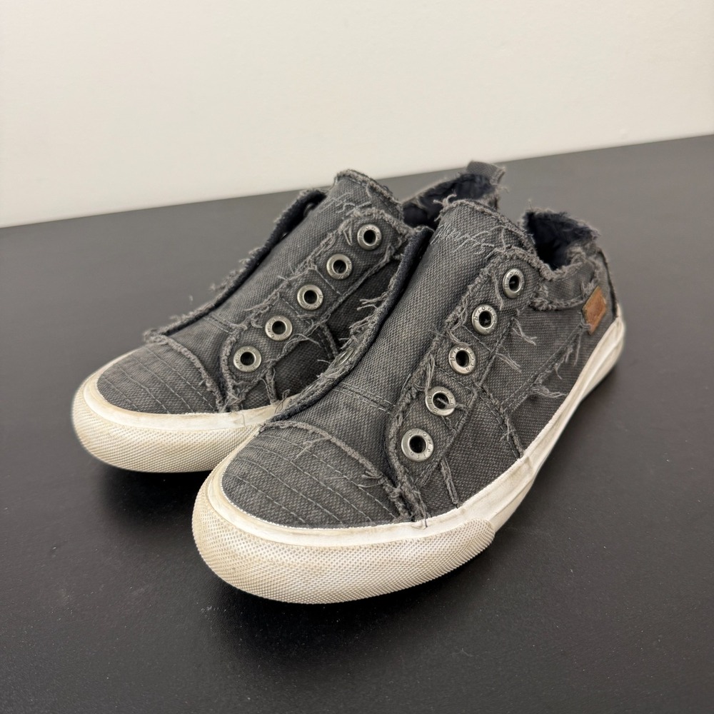 Blowfish Malibu Play Sneakers Women 7.5/8 Black Canvas Distressed Casual Slip On - Picture 5 of 12